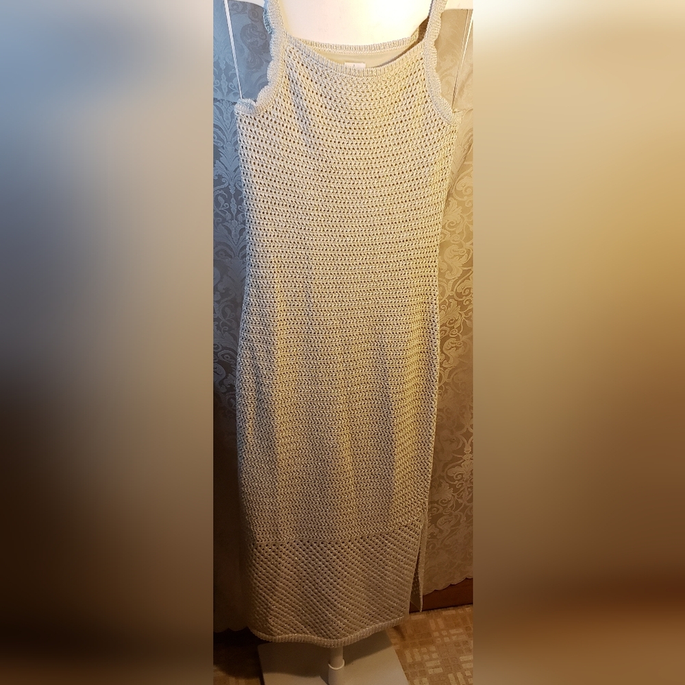 Joie Off-white/Gold Knitted Lined Dress Size S. NWT. (cwd105)
